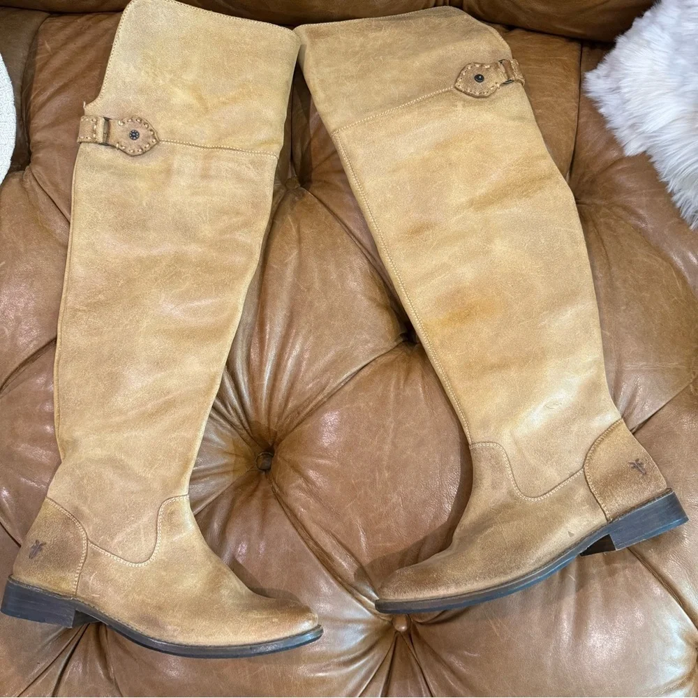 FRYE TAN LEATHER BOOTS CAN BE WORN HIGH OR FOLDED OVER EUC AND VINTAGE !